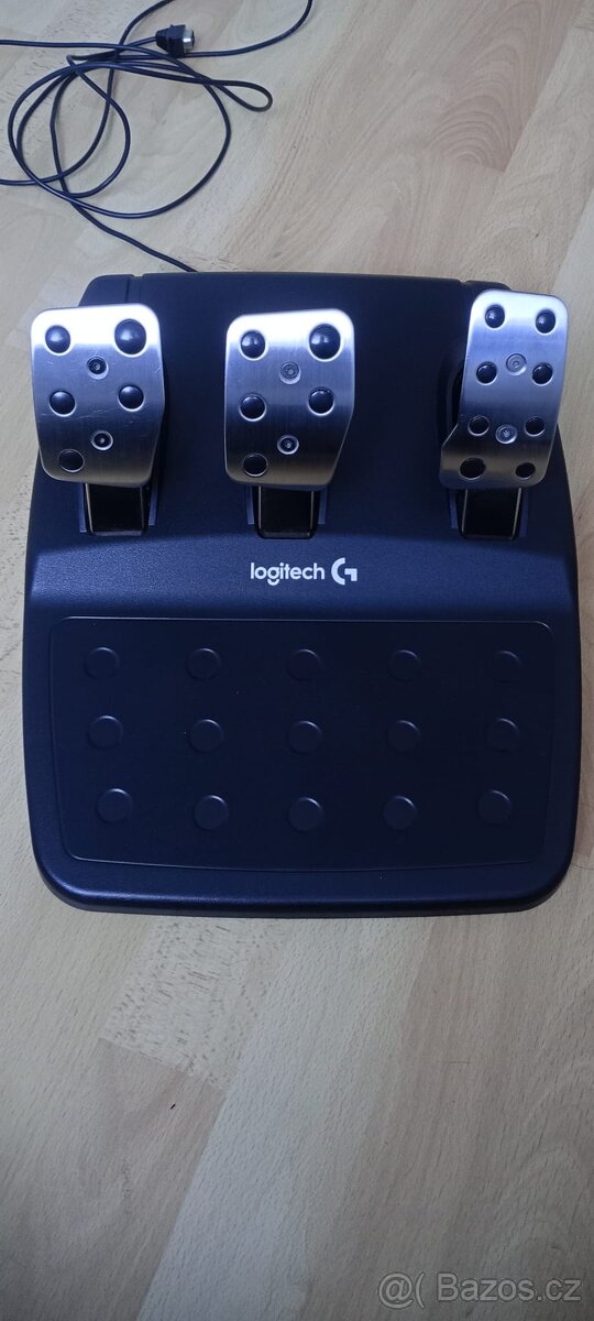 Volant Logitech g29 - 4