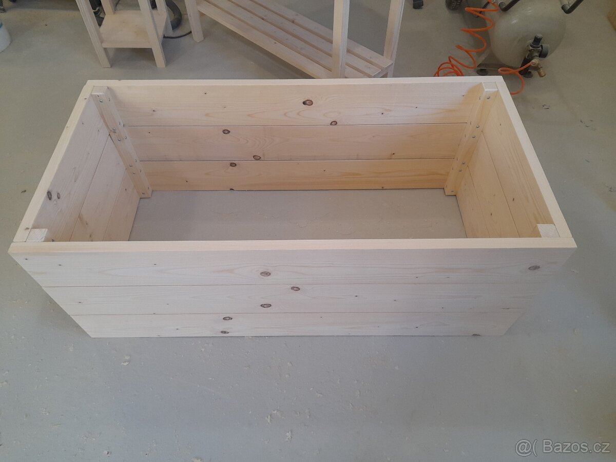 Vyvýšený záhon smrk/modřín/dub - 4