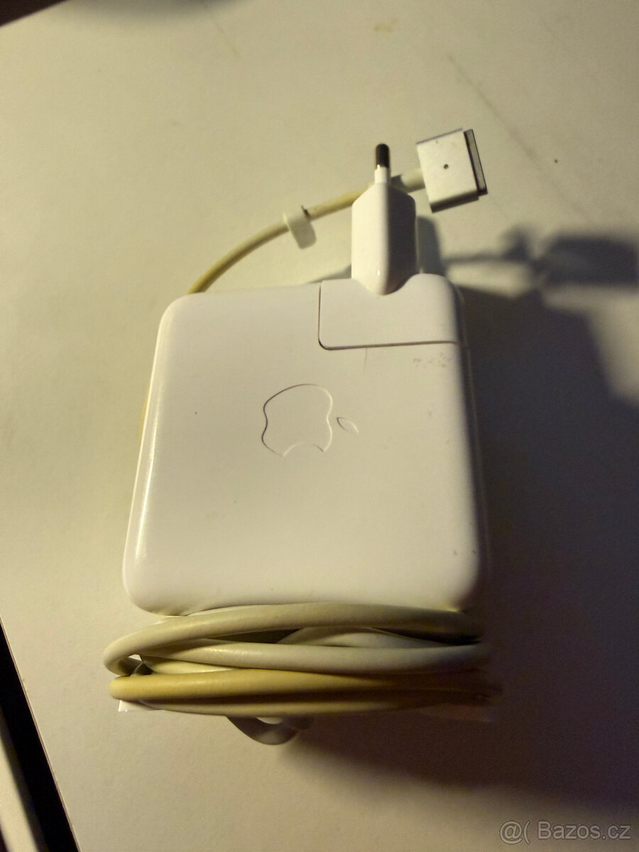 Apple MagSafe pro MacBook Air bez závad - 4
