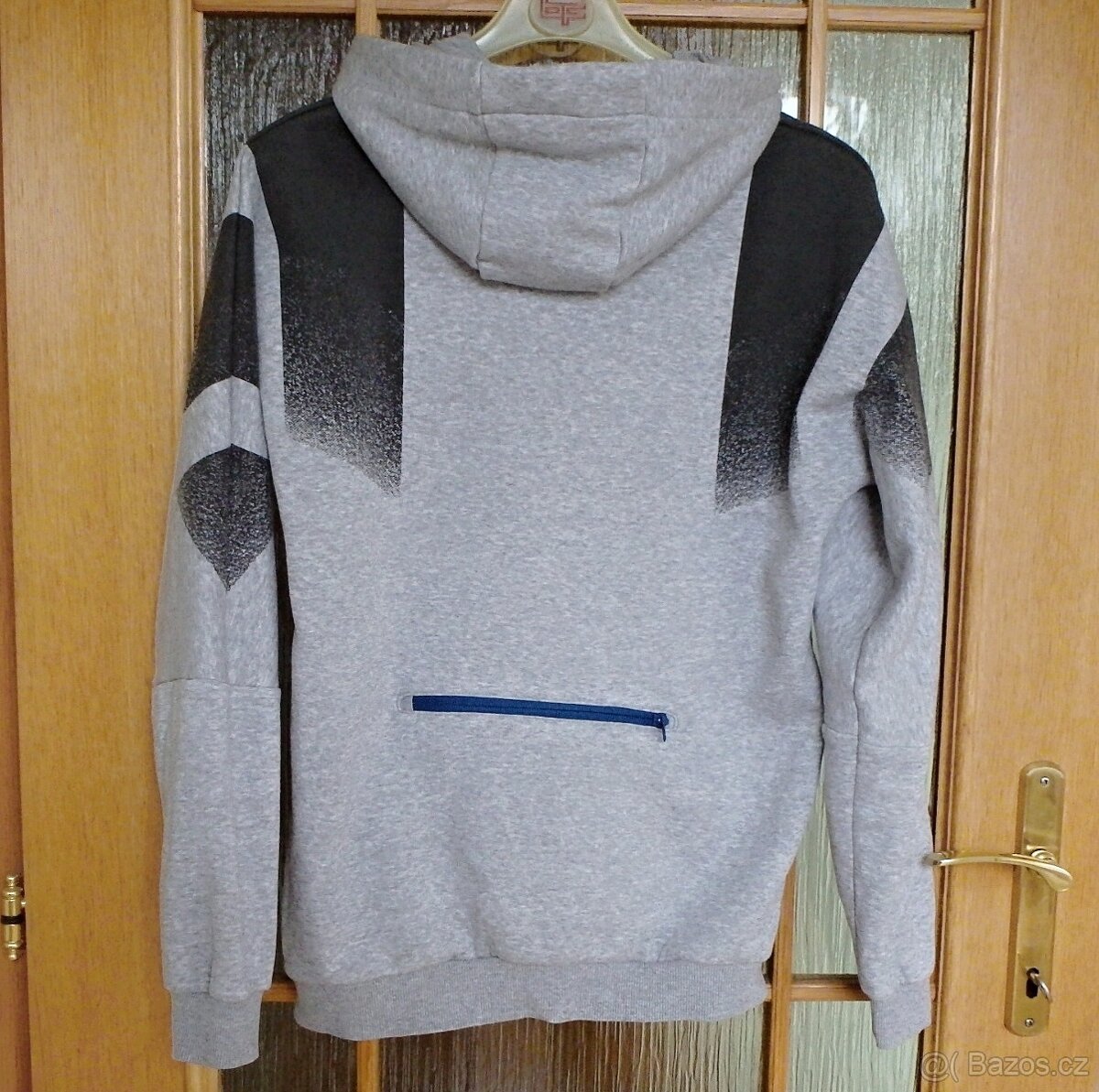 Světle šedá mikina - Adidas - 4