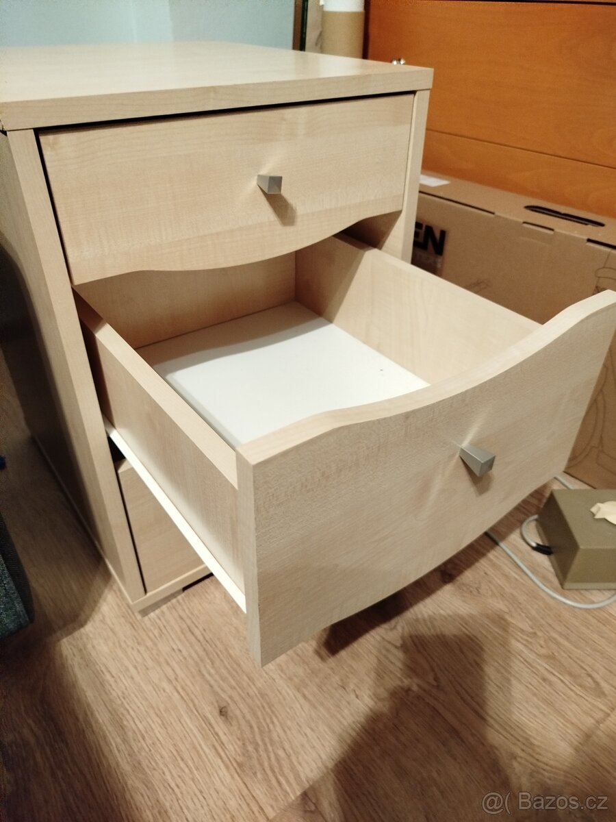 Kontejner se zásuvkami - 4