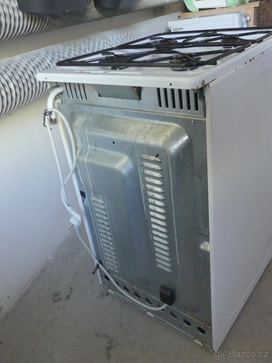 Sporák MORA 2453 - 4