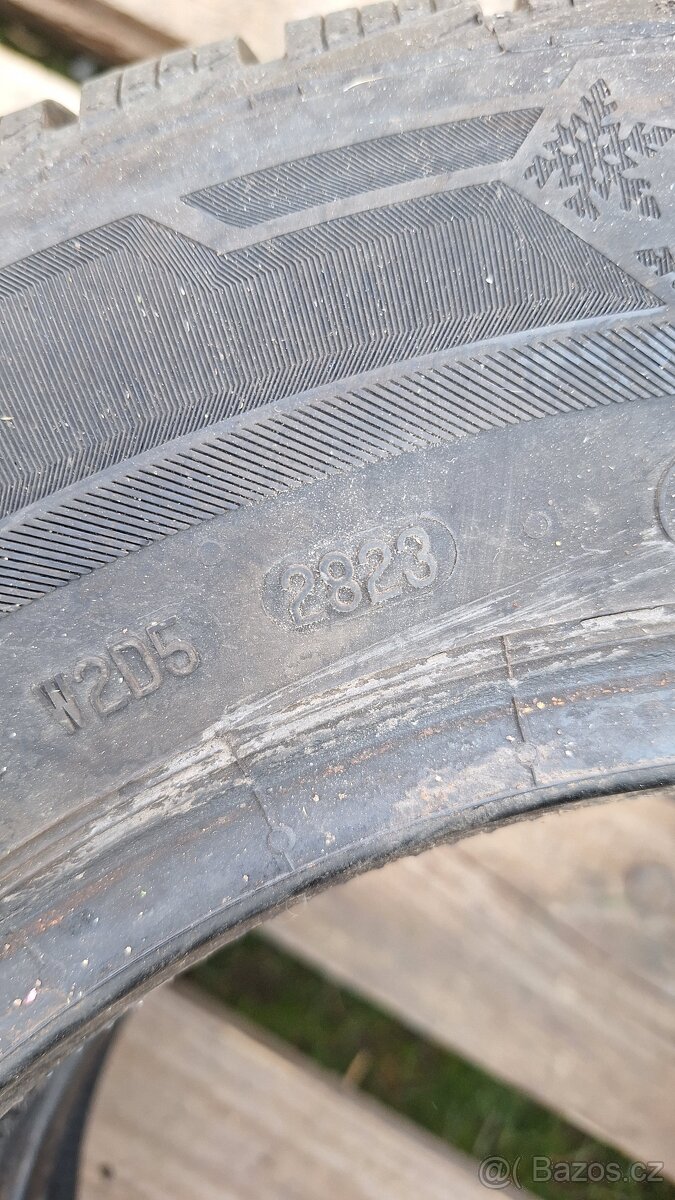 Prodám zimní pneu 155/80 R13 T - 4