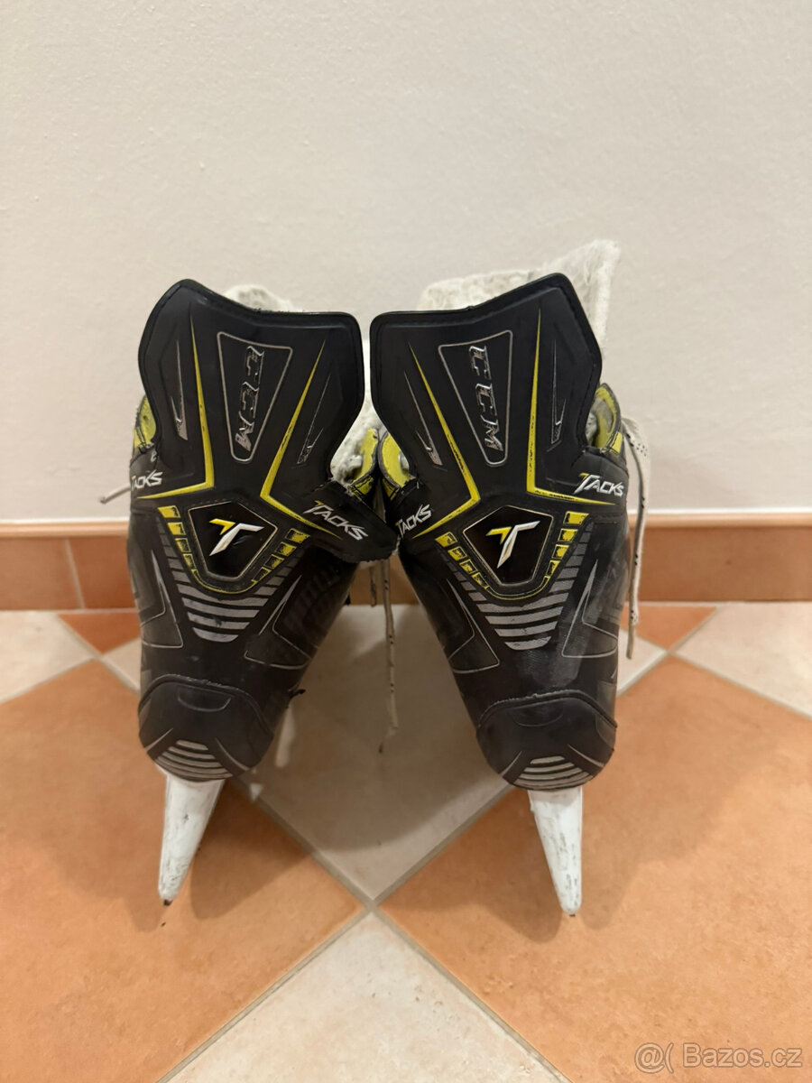 Brusle CCM TACKS 4092, velikost 8,5 - 4