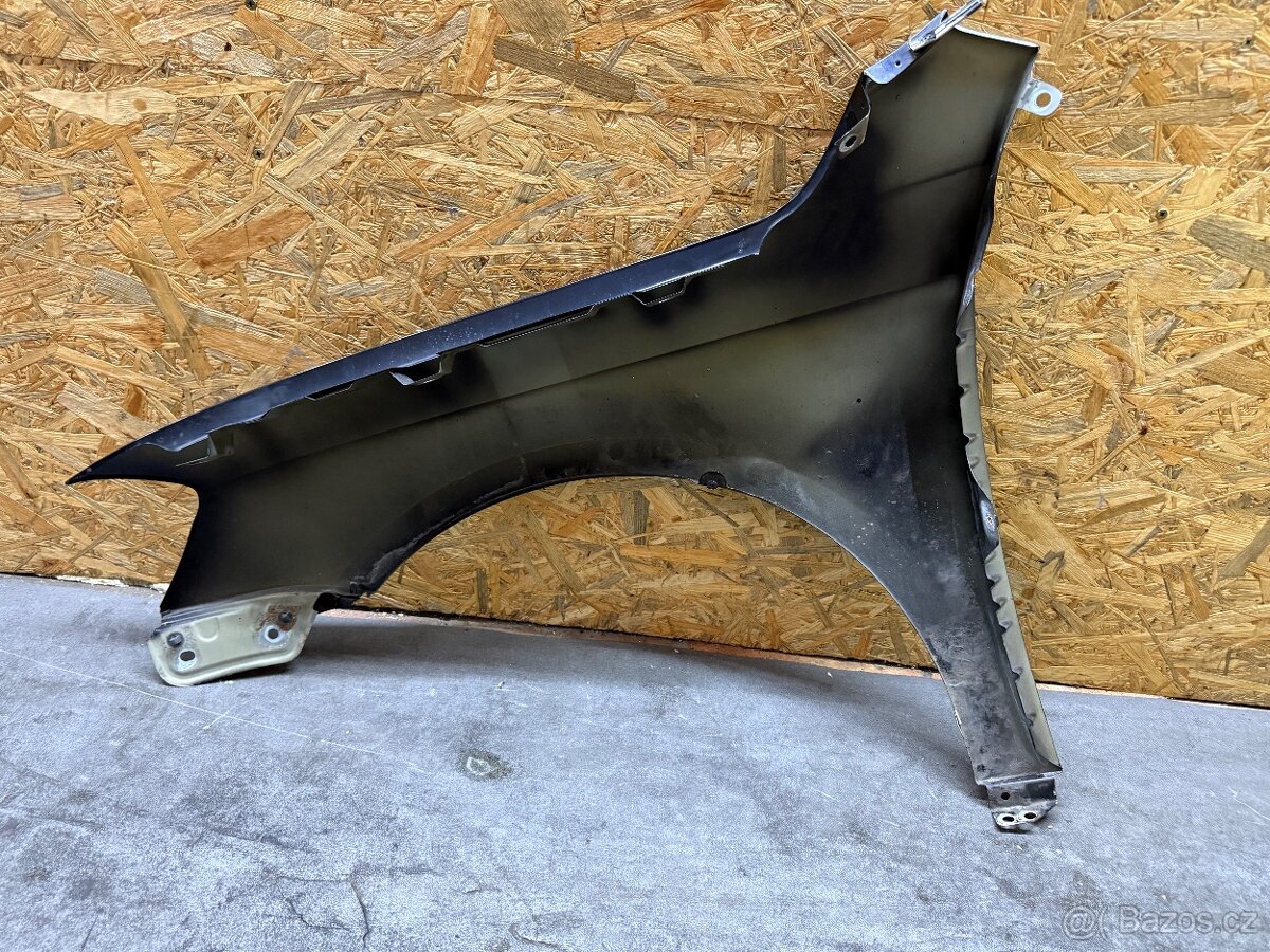 Pravý blatnik Vw Passat B7 2012 - 4