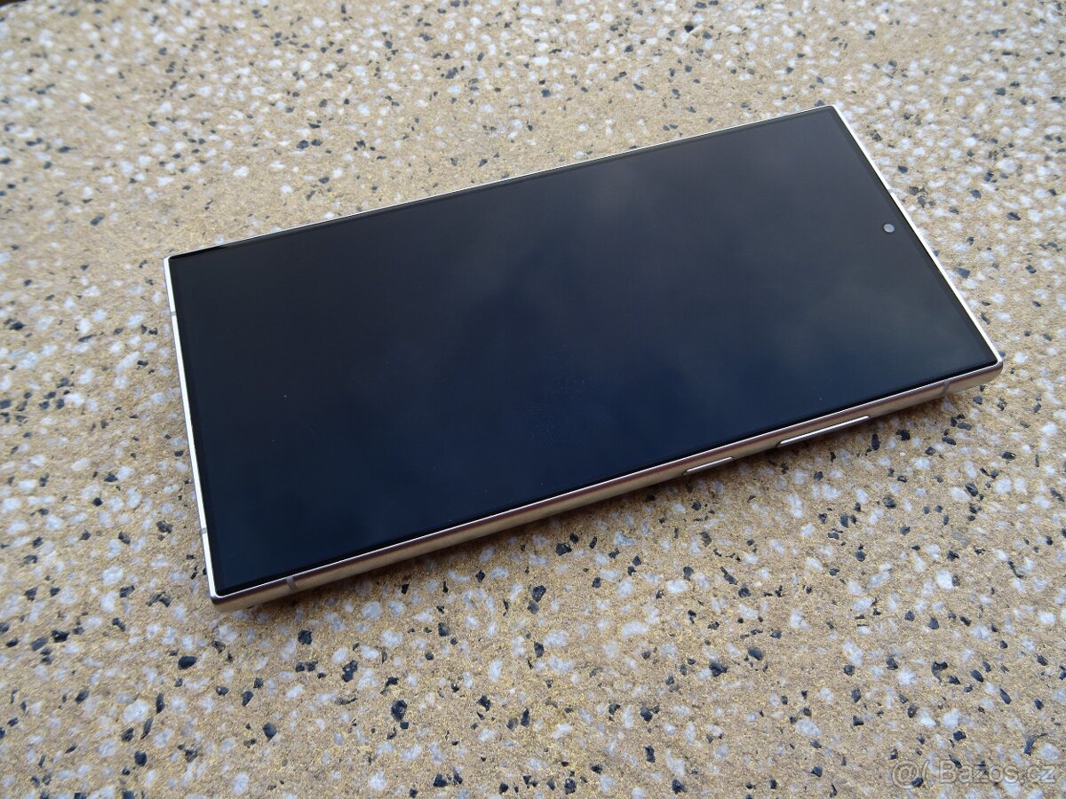 TOP Samsung Galaxy S24 Ultra 5G 12/256GB +záruka - 4