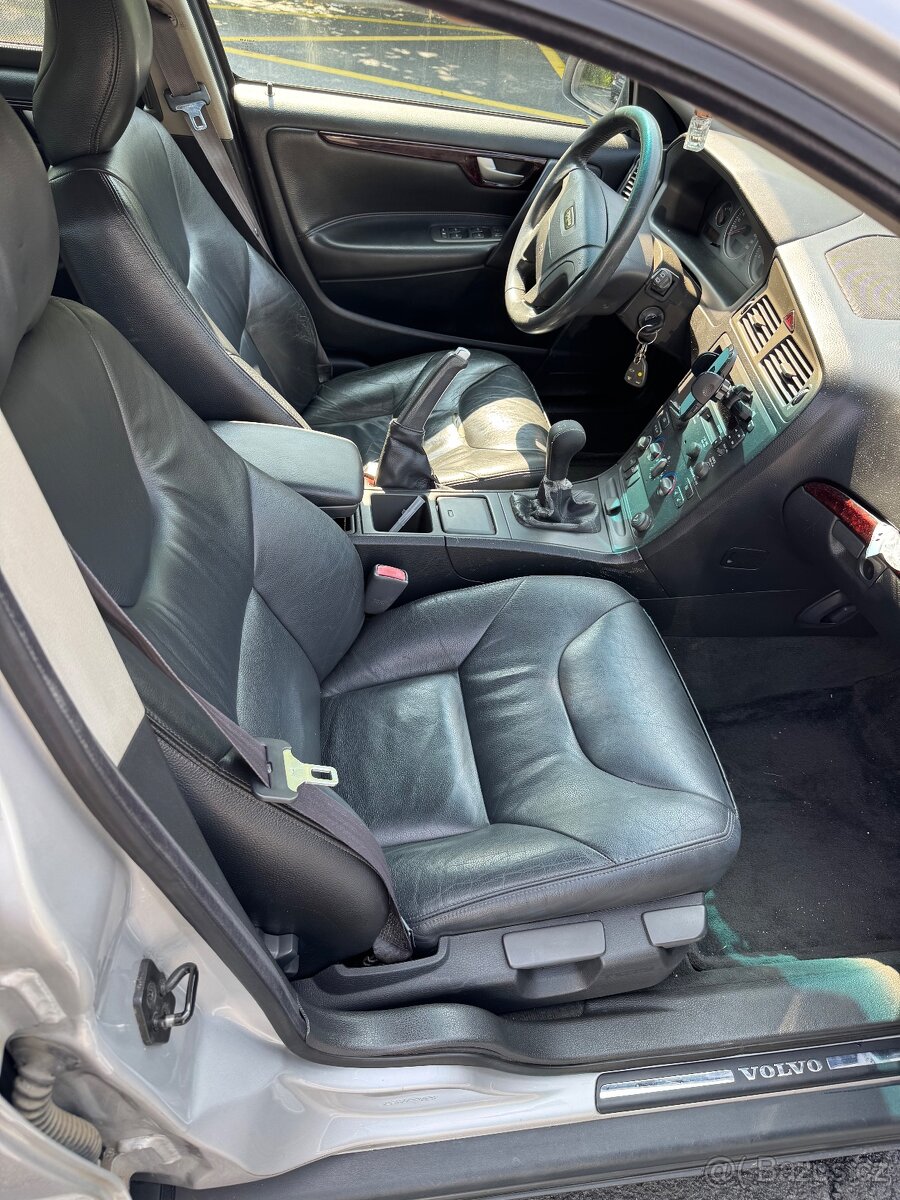 Prodám Volvo V70 - 4