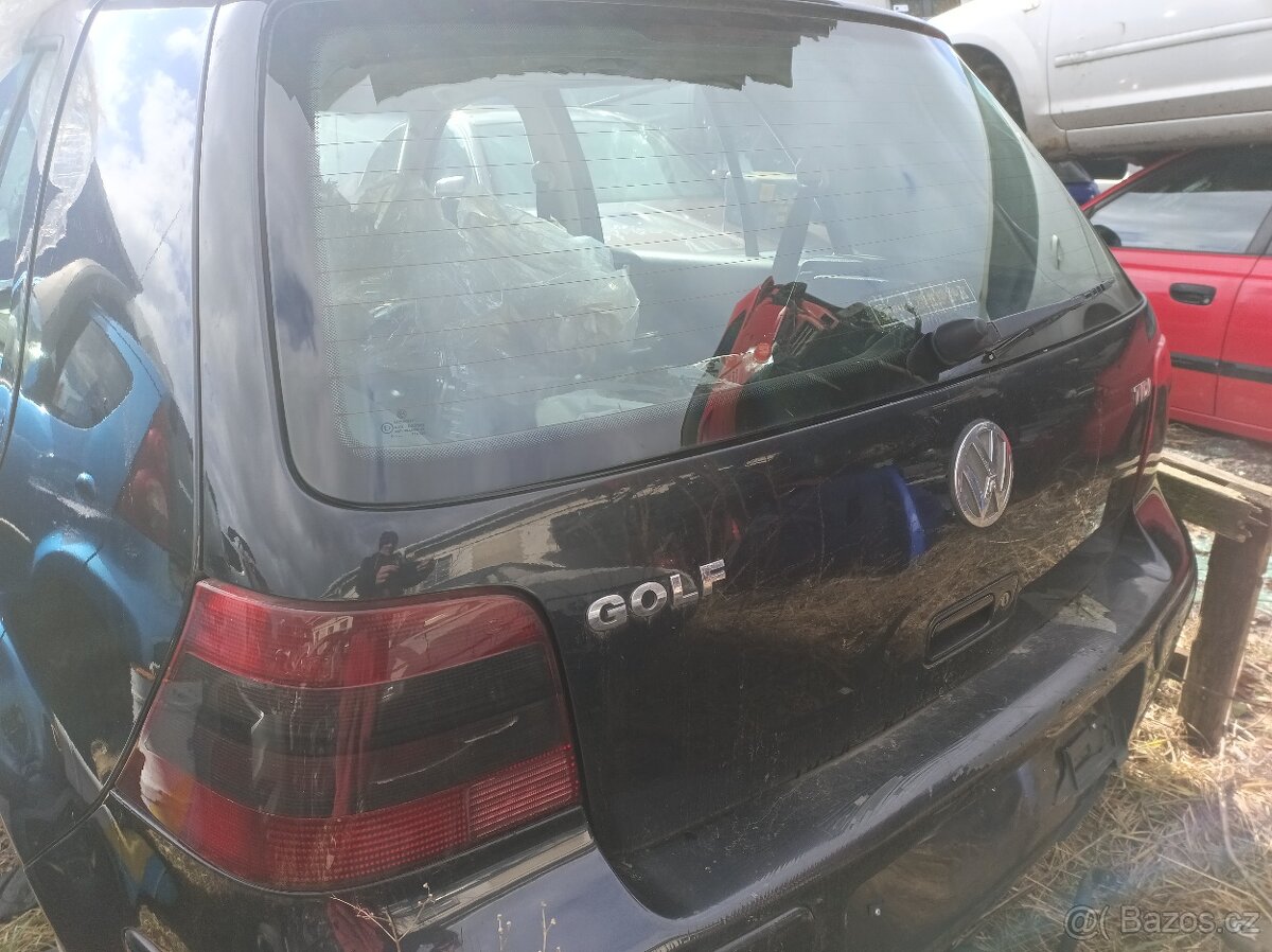 VW Golf IV - Kufrové dveře - 4