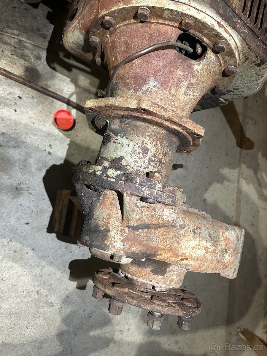 Portály Zetor 3011 - 4