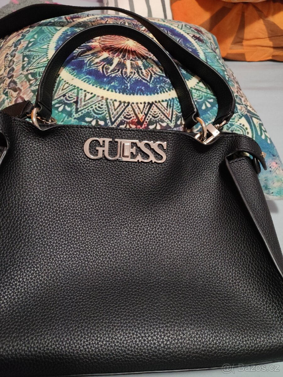 Nádherná kabelka Guess +sukně Zdarma - 4