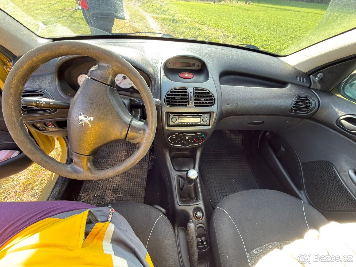 Peugeot 206 - 4
