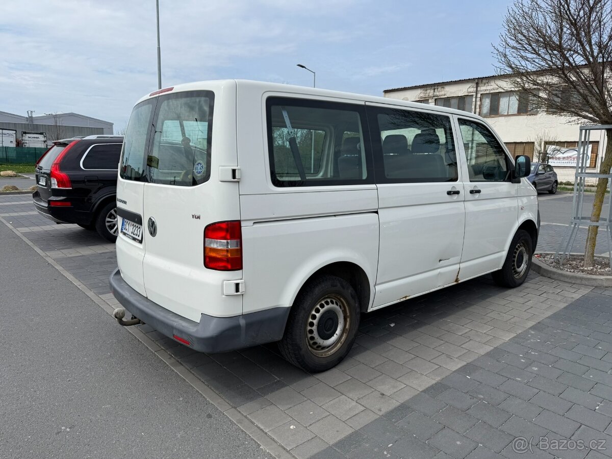 Volkswagen Transporter T5 2,5 TDI - 4