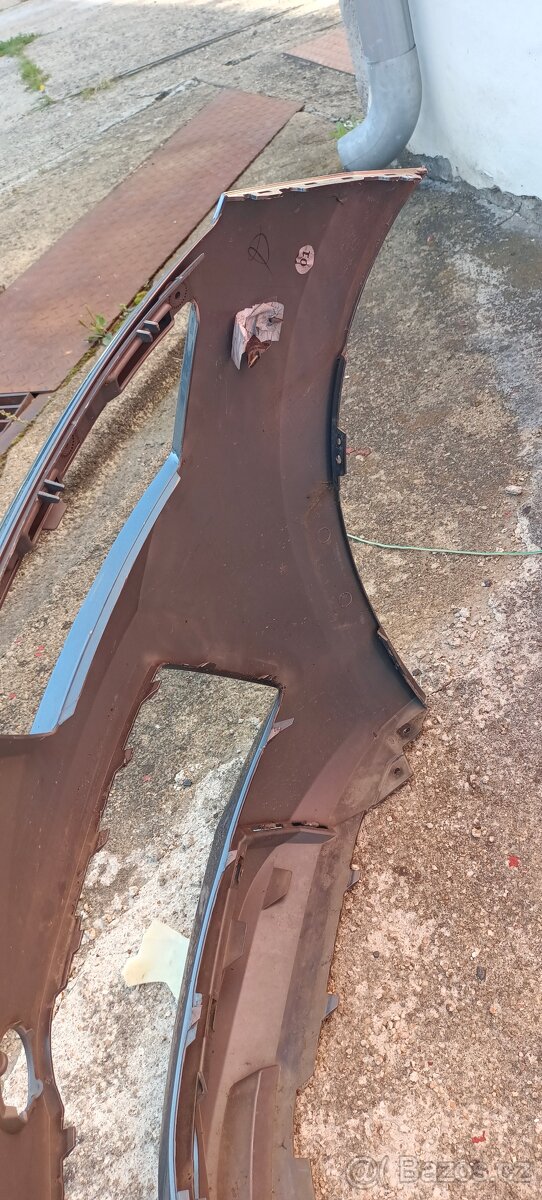 Prodám přední nárazník na Škoda Kamiq - 4