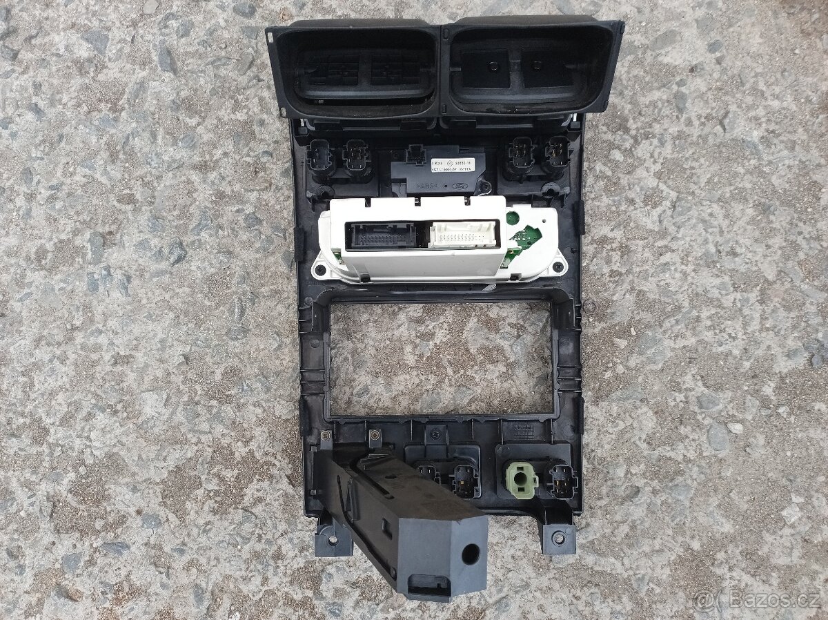 Ford Mondeo MK3 - Panel klimatizace - 4