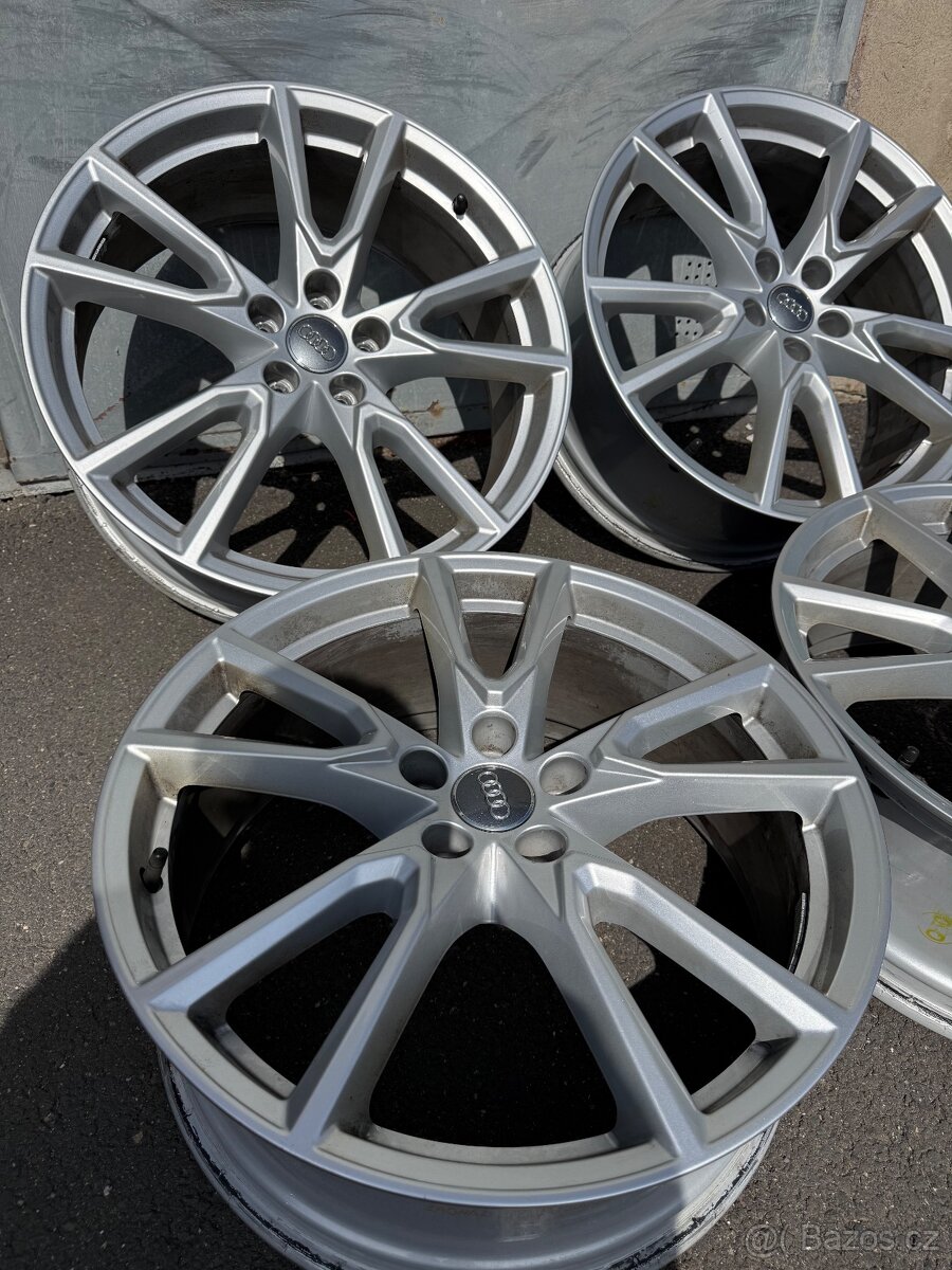 Originál Audi R20 5x112 - 4