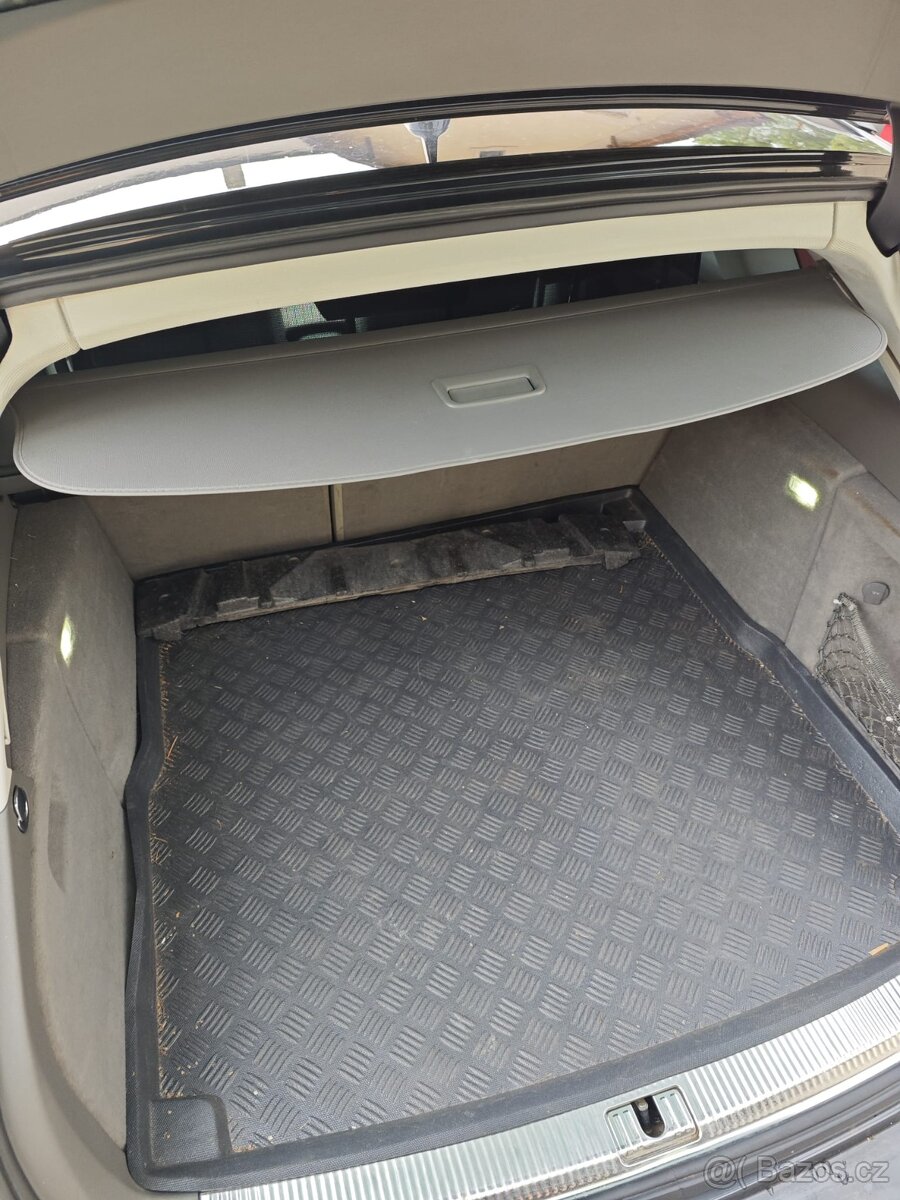 Audi A4 B8 avanti - 4