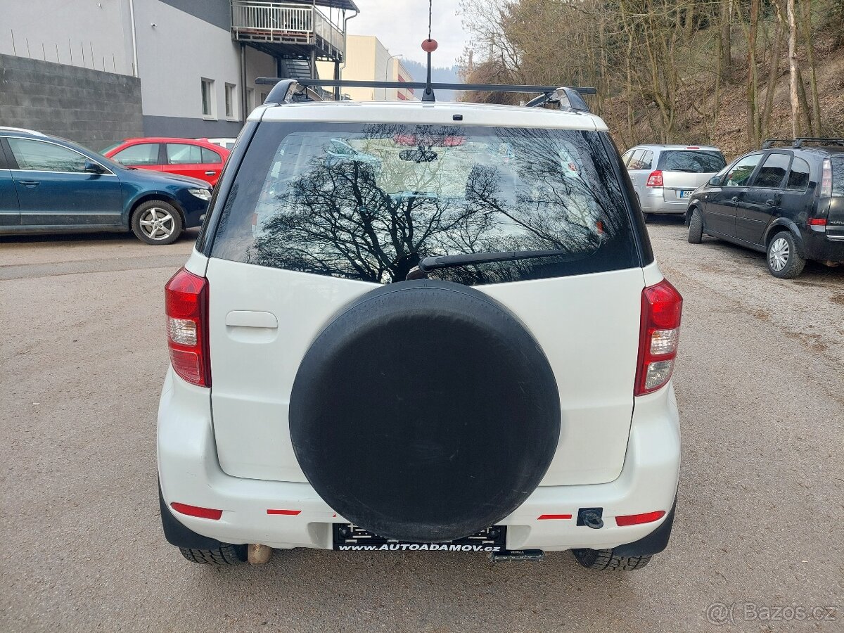 Daihatsu Terios 1.5, 77kw, 4x4, rok 2008... - 4