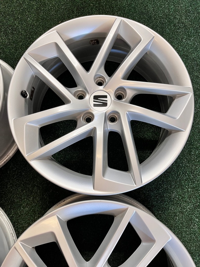 5x112 R17 Originál SEAT Leon III - 2018 - 4