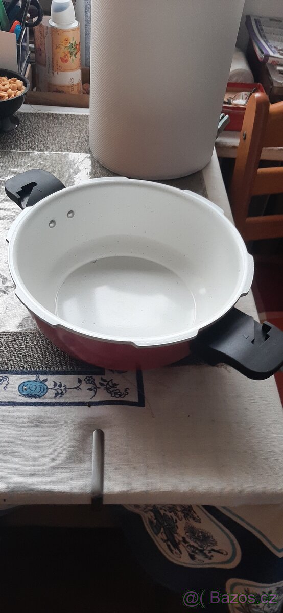 Express tlakový hrnec - 4