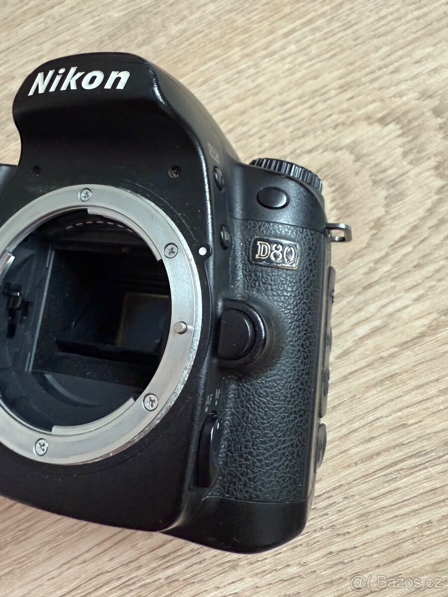 Fotoaparát Nikon D80 - 4