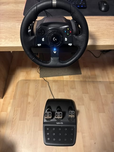 Logitech G920 Driving Force - 4