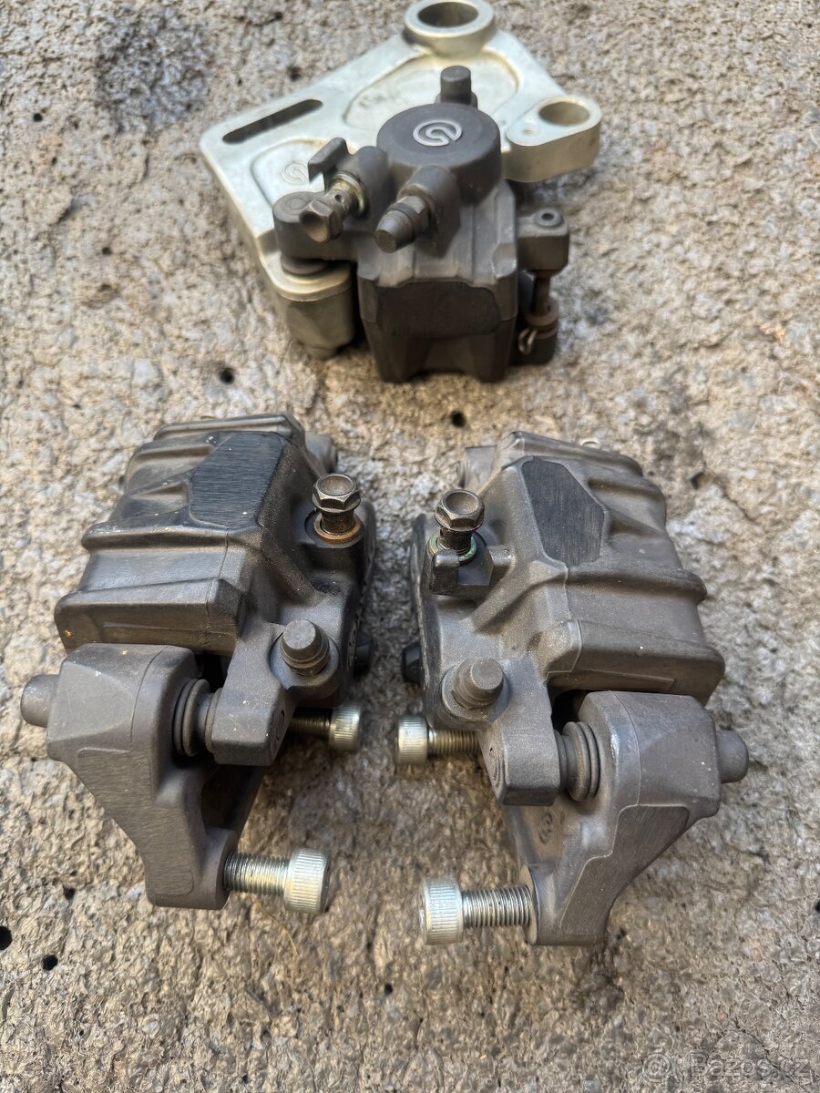 Ducati GT 1000 - brzdy Brembo - 4
