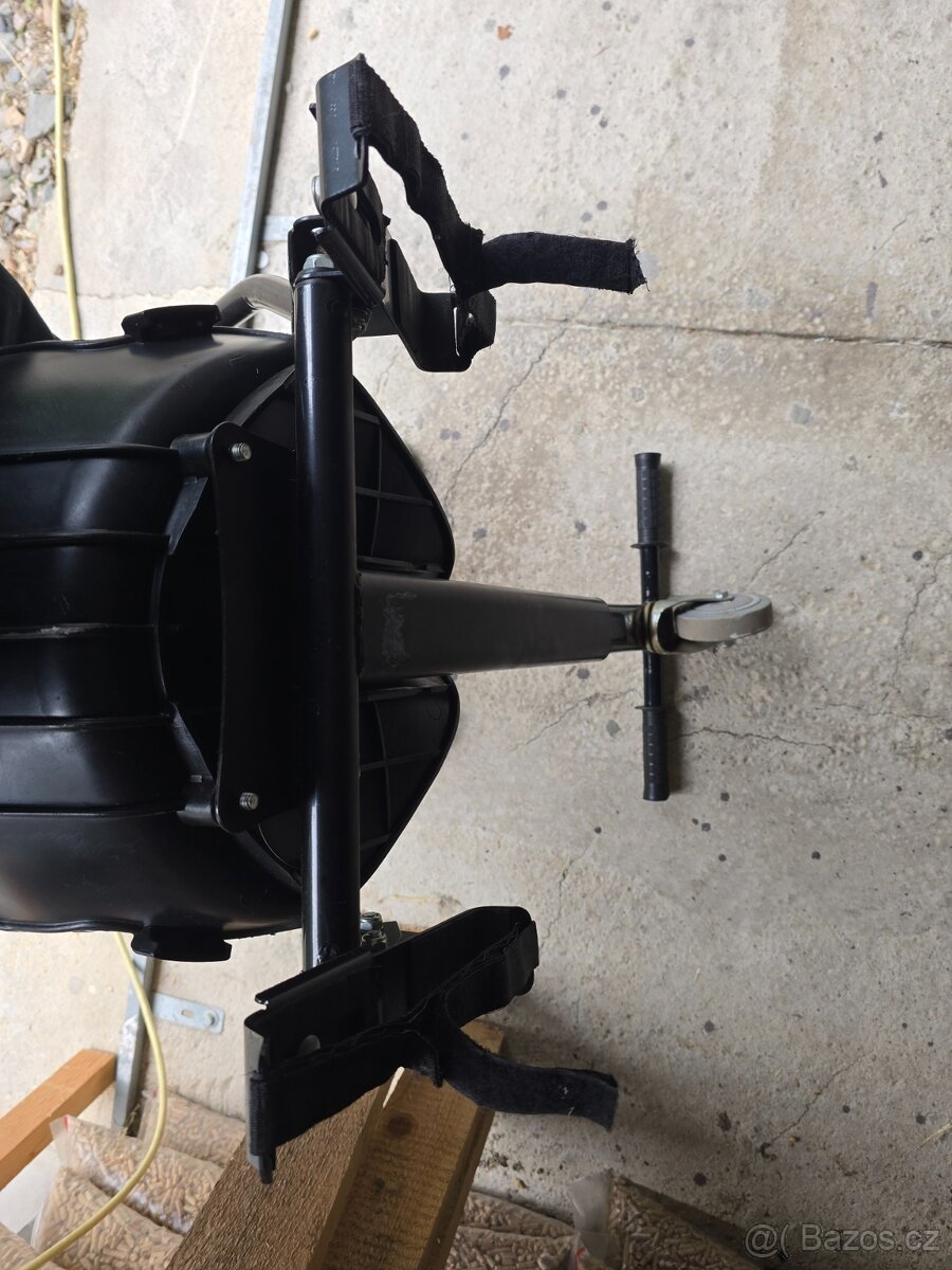 Sedačka pro hoverboard Kolonožka černá - 4