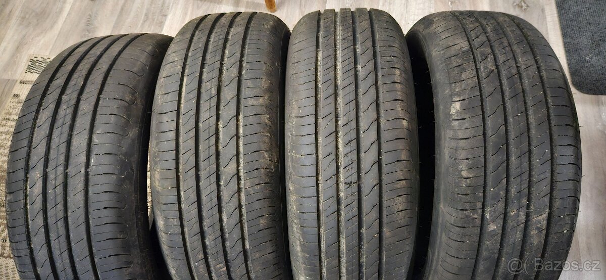 GOOD YEAR EFF.GRIP PERFORMII 215/55 R17-TOP - 4