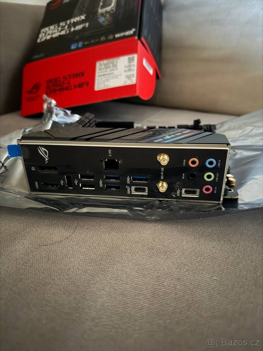 ROG STRIX B760-1 mini ITX - 4