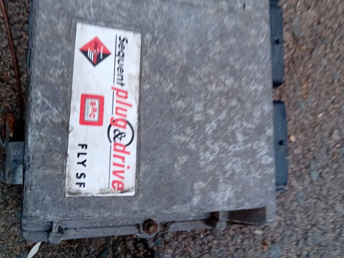 FORD MONDEO MK4 2.0I-DILY - 4