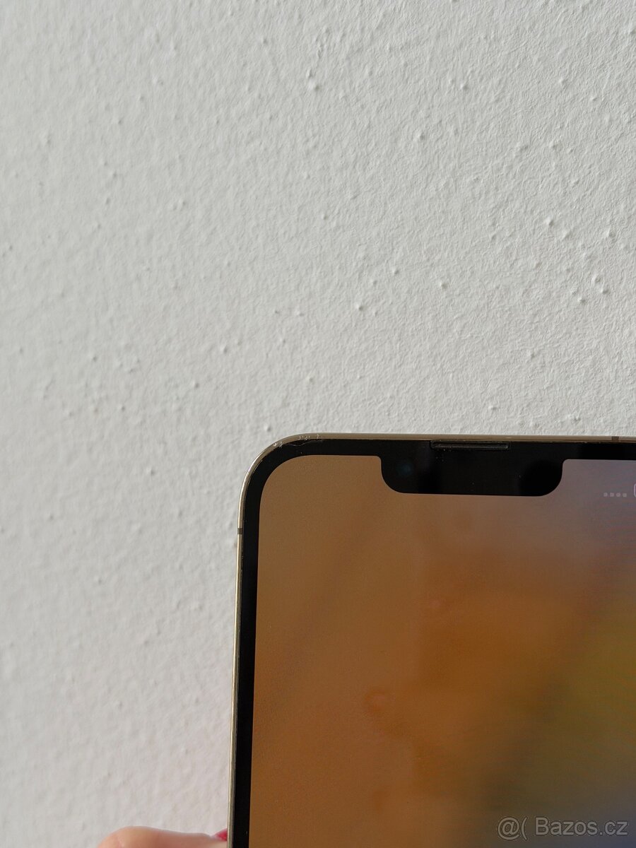 iPhone 13 pro 128 gb zlatý - 4