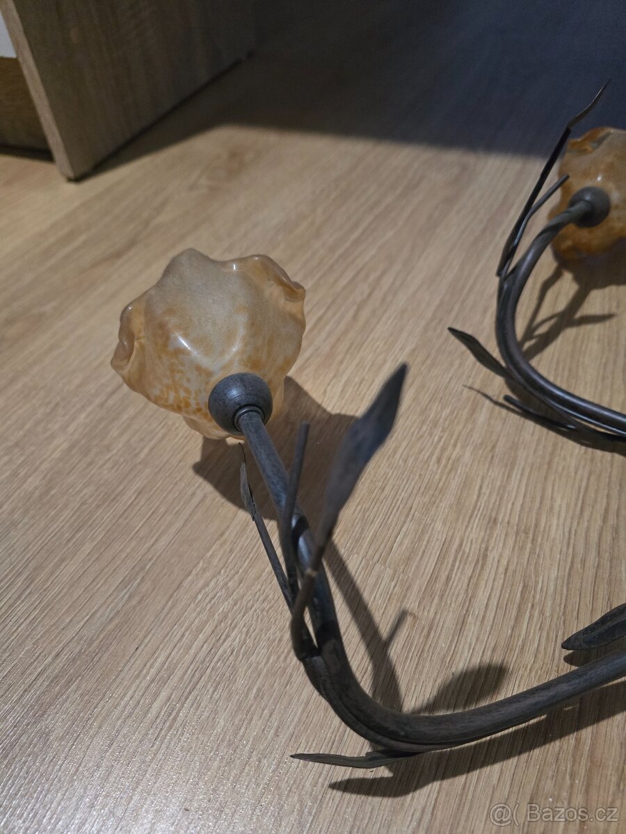 Kovaný lustr v rustikálním nebo „florentském“ stylu. - 4