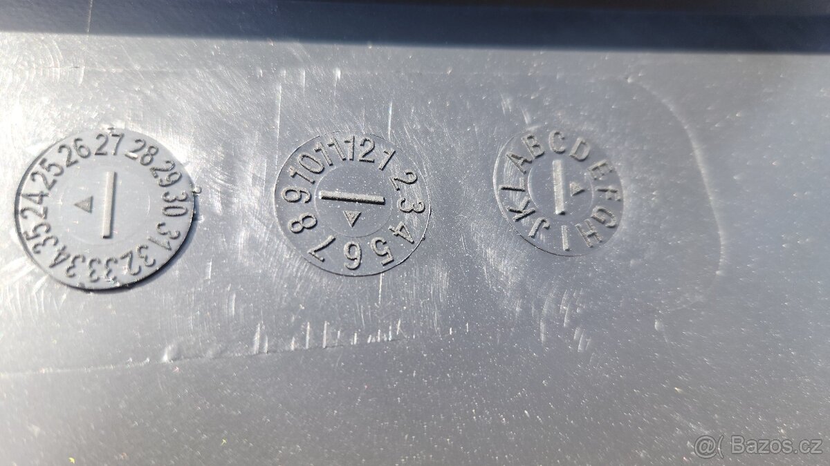 Prodám přední nárazník - 4