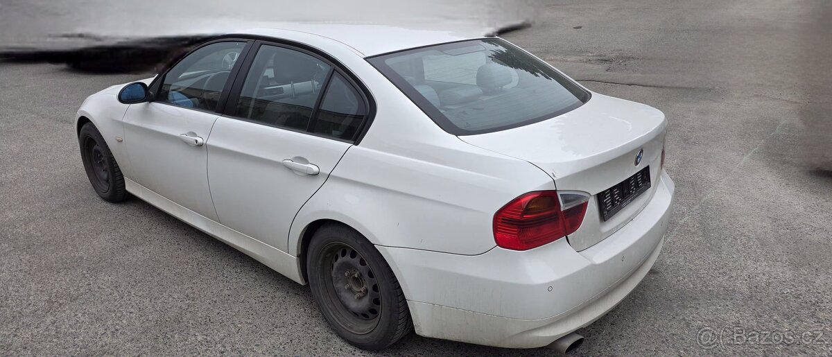 BMW E90 320D 2008 - 4