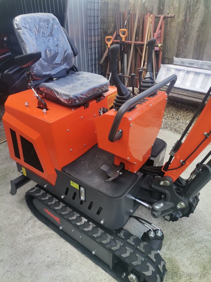 Zemní práce traktobagrem - 4