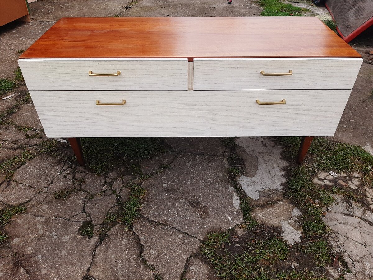 Retro komoda 60 léta - 4