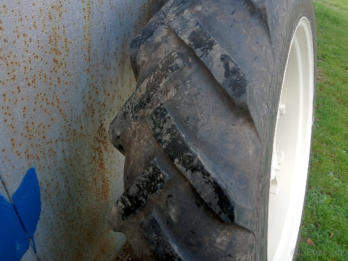 Kultivační kola zetor 12,4 - 36 - 4