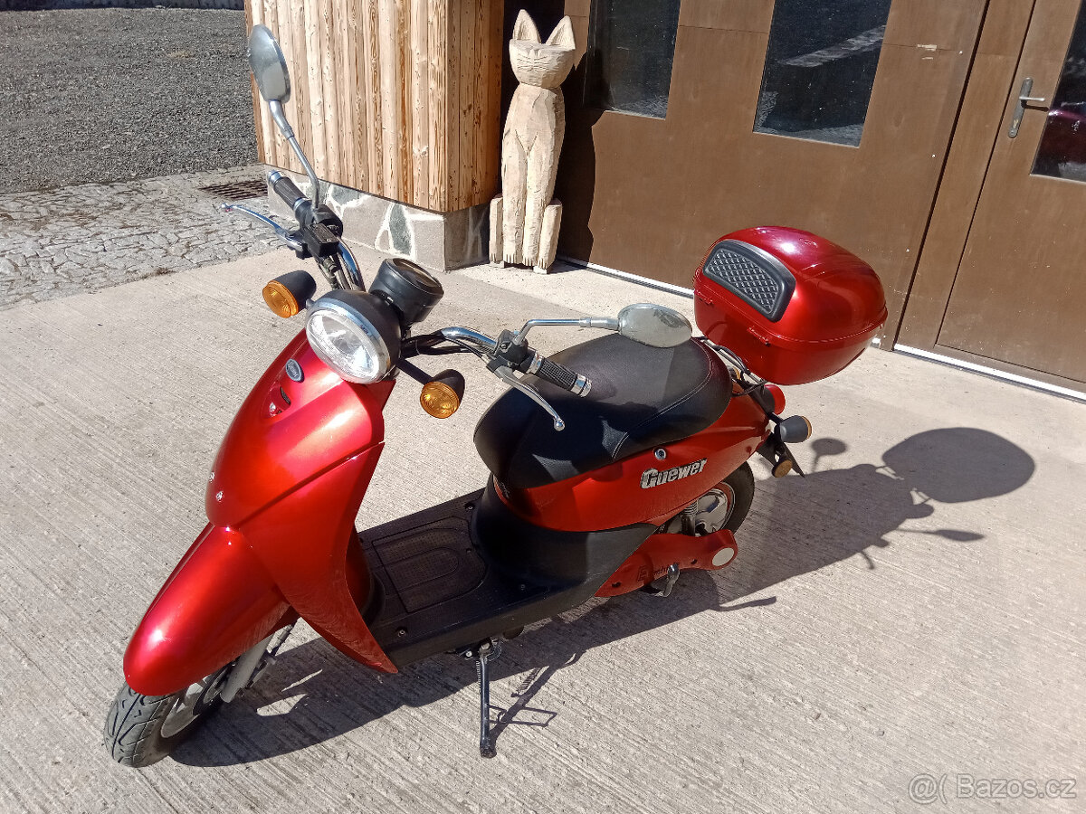 elektroskutr Guewer - 4