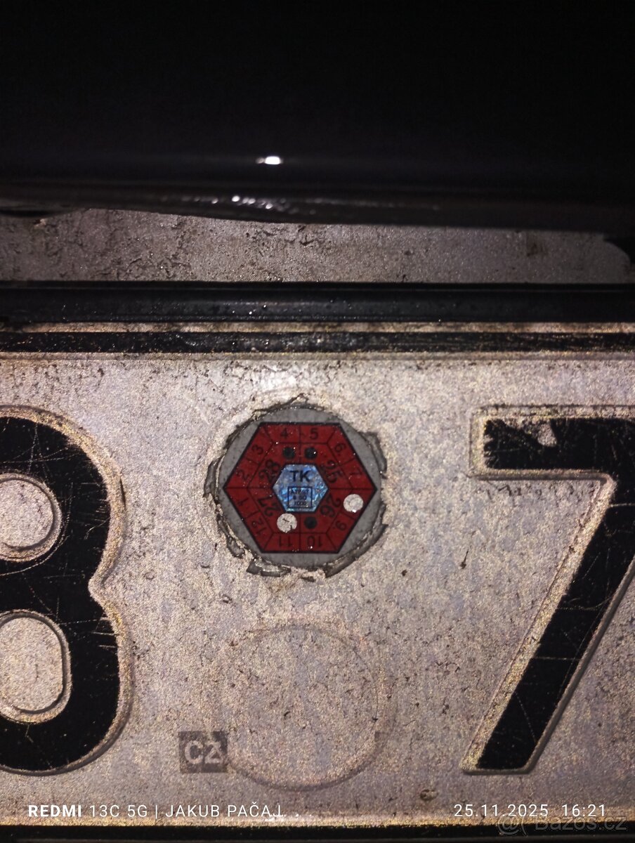 Ford Focus 1 6 nafta rok výroby 2005 - 4