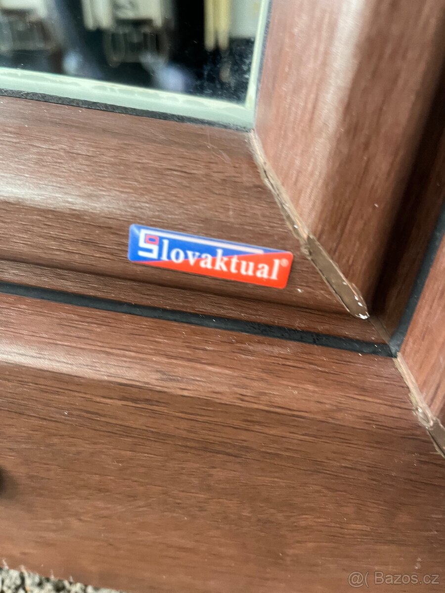 PLASTOVÉ OKNO DVOUKŘÍDLÉ 85x146 OŘECH-PLZEŇ - 4