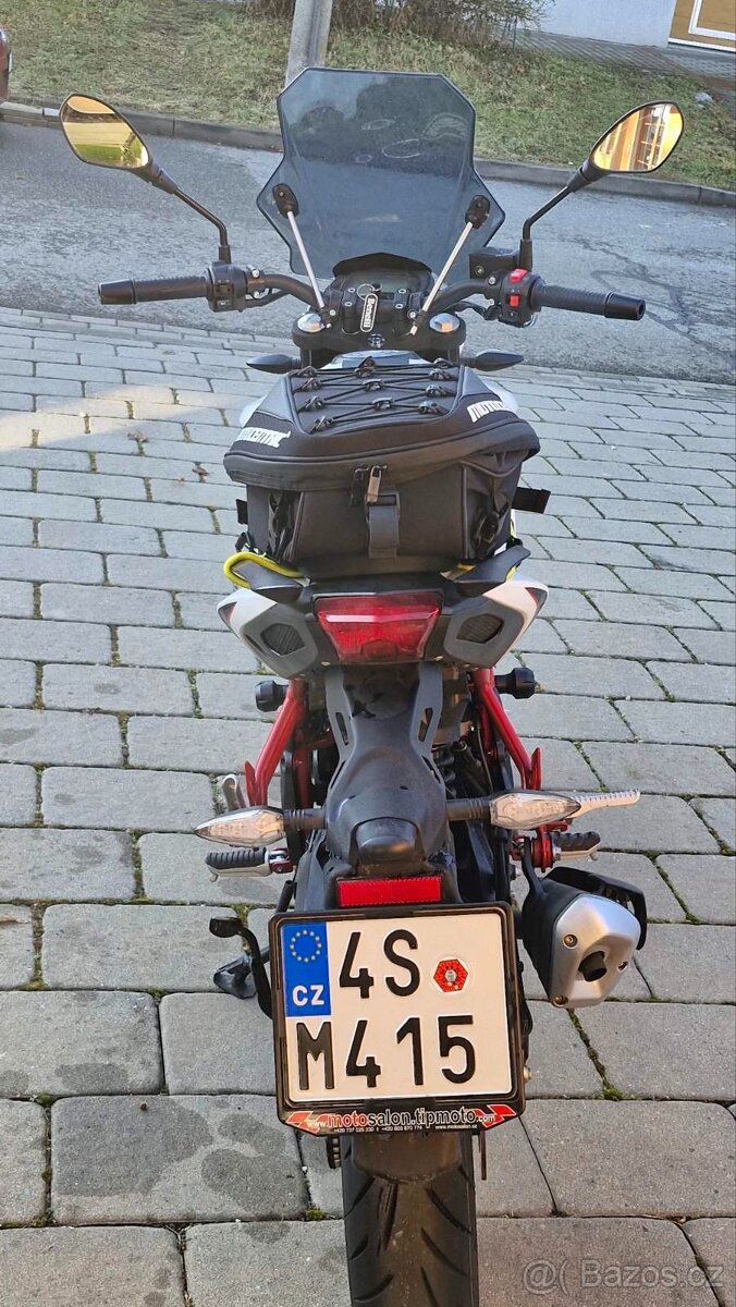 Benelli bn125 - 4