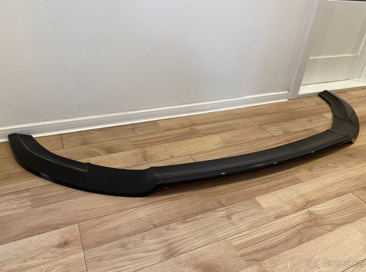 LIPKO SPOJLER PREDNEHO NARAZNÍKU - 4