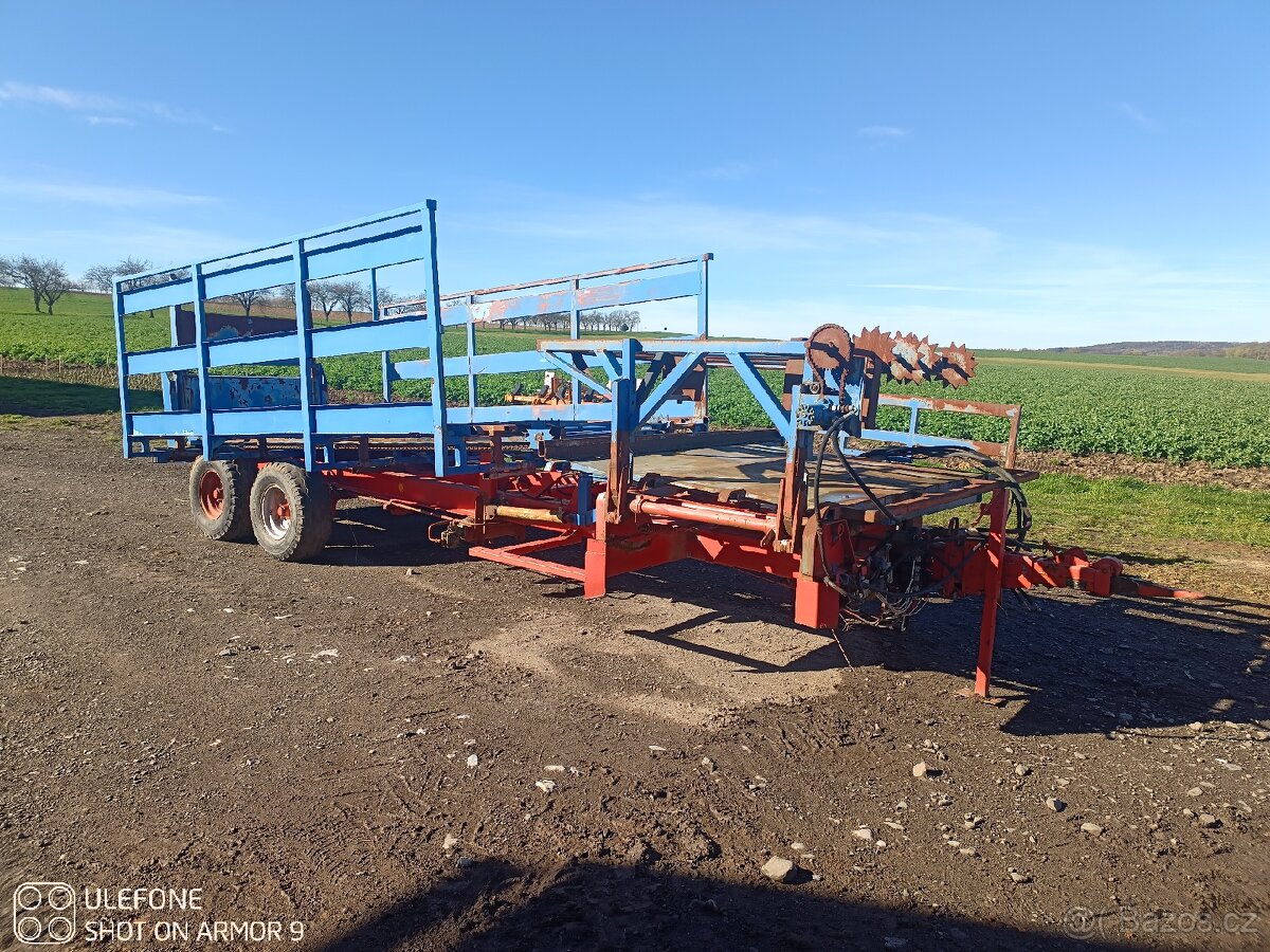 Samonakládací přepravník balíků vůz - 4