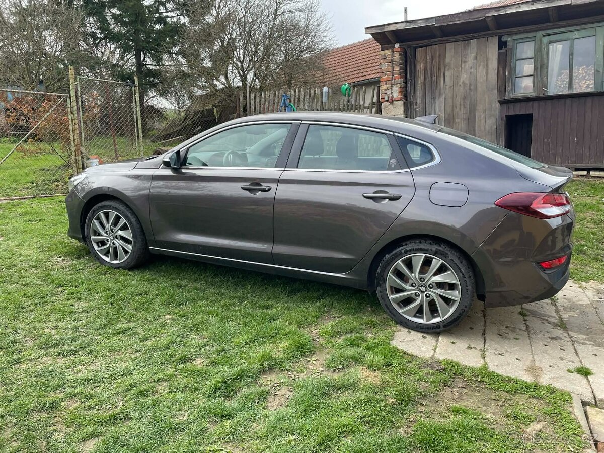 Hyundai i30 1.4 T-GDi Fastback 2019 - 4