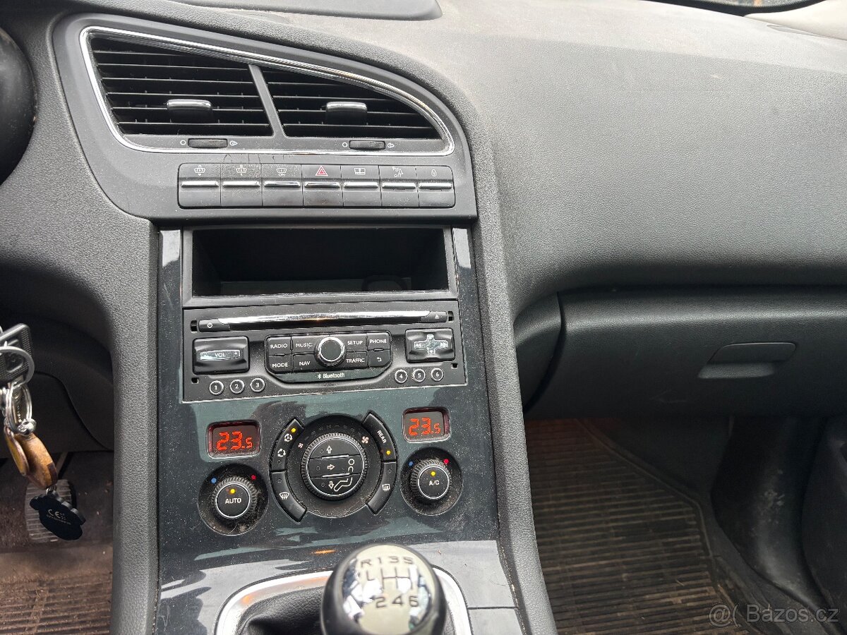 Peugeot 5008 nahradí díly - 4