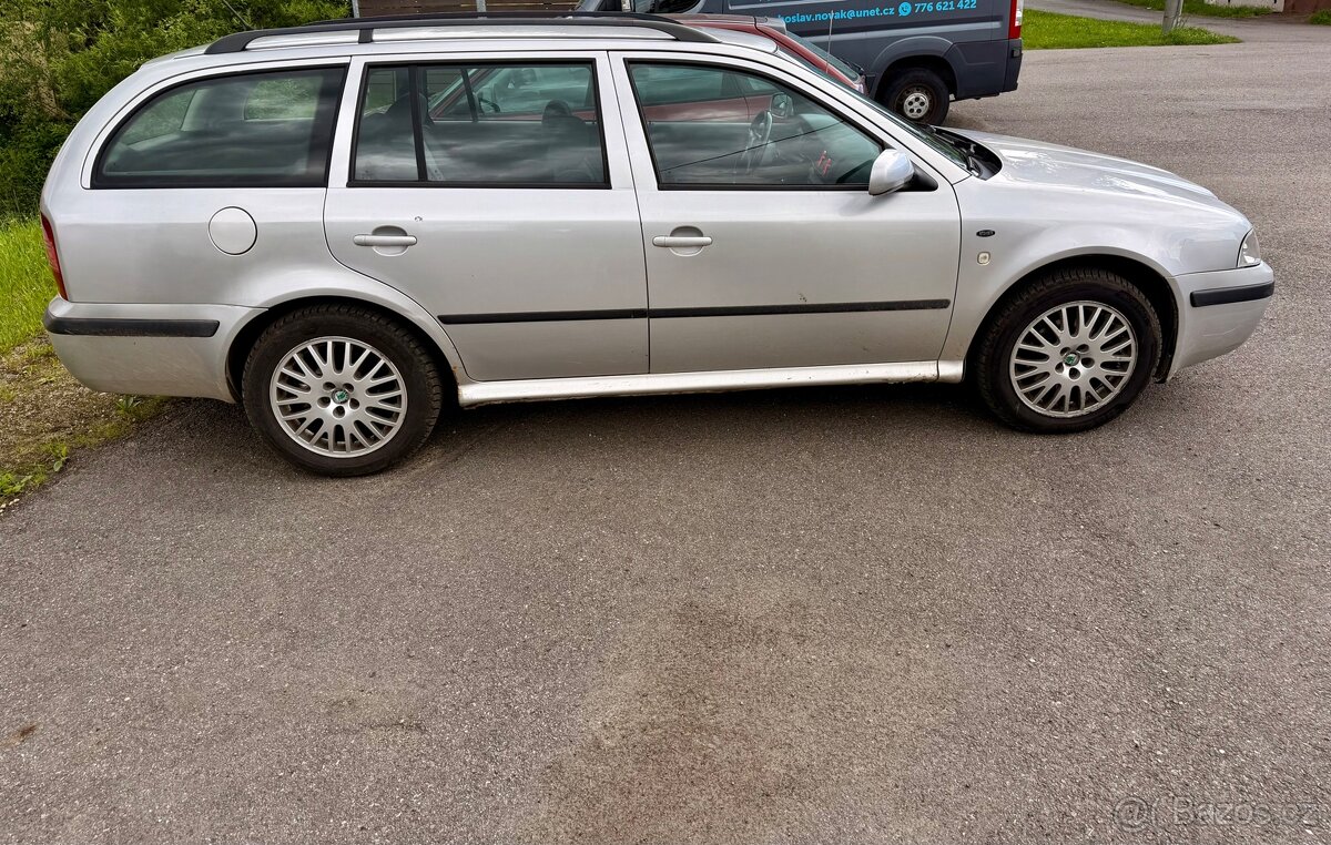 Škoda Octavia 1 Combi - 4