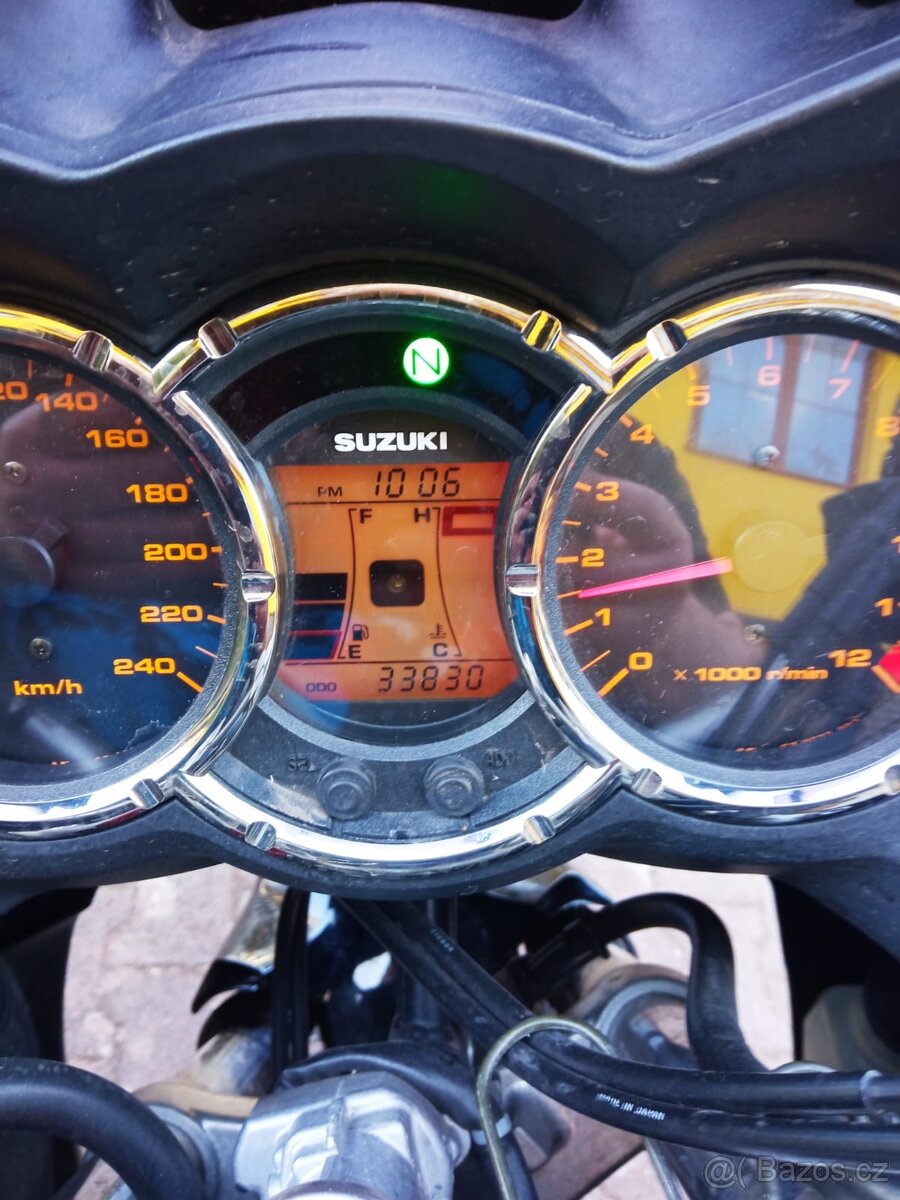 Suzuki Vstrom 1000