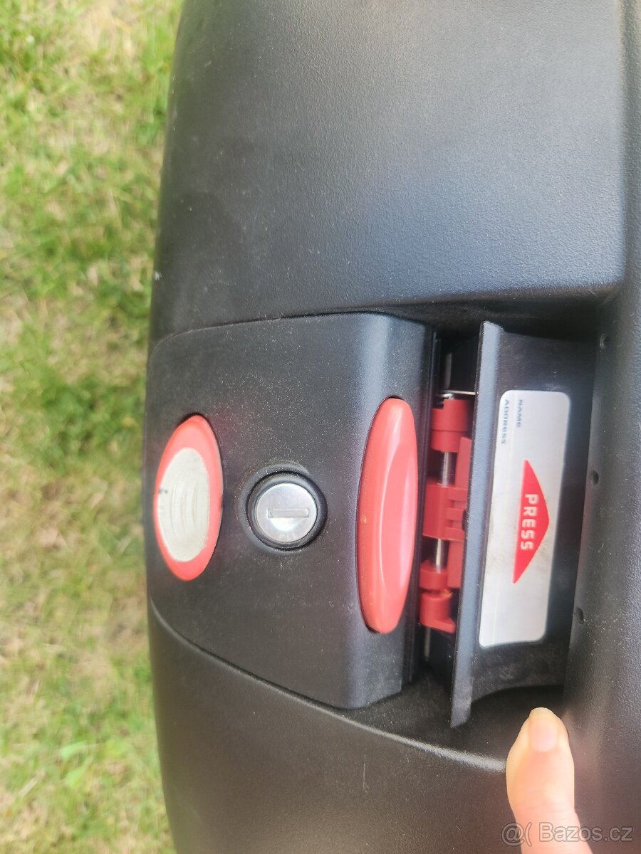 Zadní kufr Kappa na motorku s plotnou/ držákem - 4