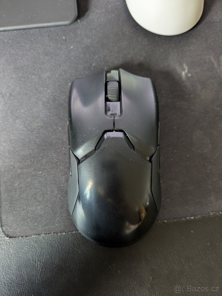 Razer Viper Ultimate + Mouse Dock - 4