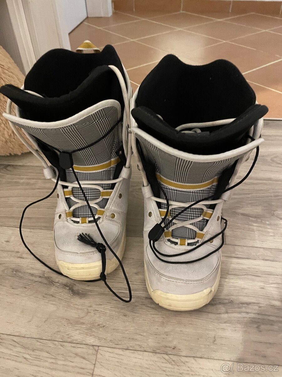 Lyžařské vybavení - 4